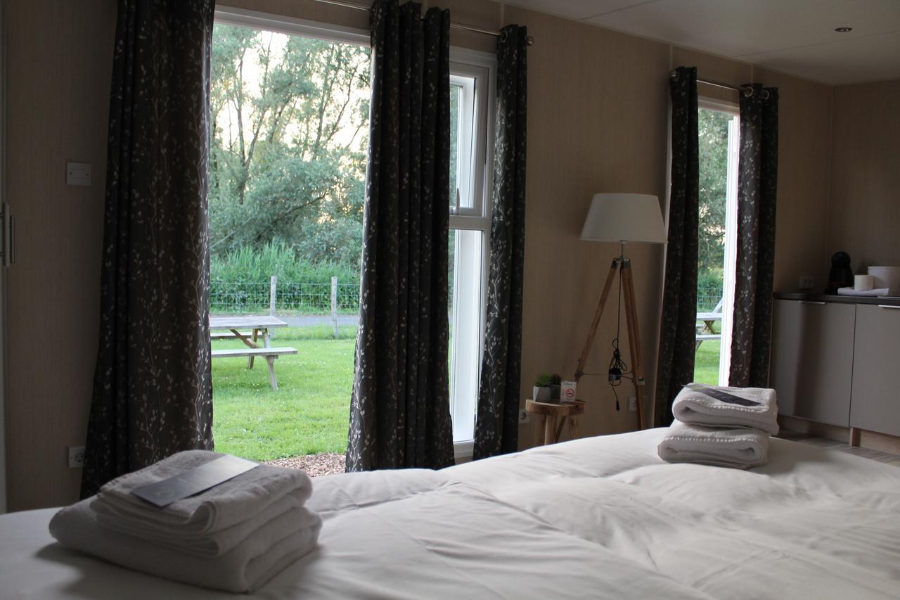 De Brabantse Biesbosch Hotel Werkendam Exterior photo